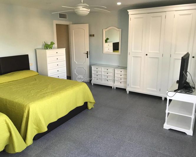 Image No.5-7 Bed Villa for sale