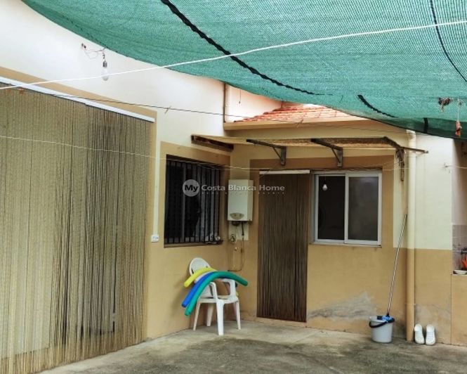 Image No.15-2 Bed Property for sale