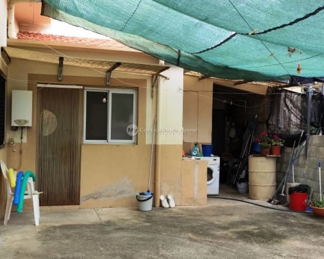 Image No.17-2 Bed Property for sale