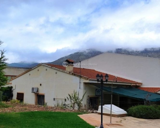 Image No.4-2 Bed Property for sale