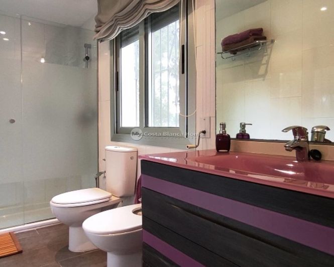 Image No.15-3 Bed Villa for sale