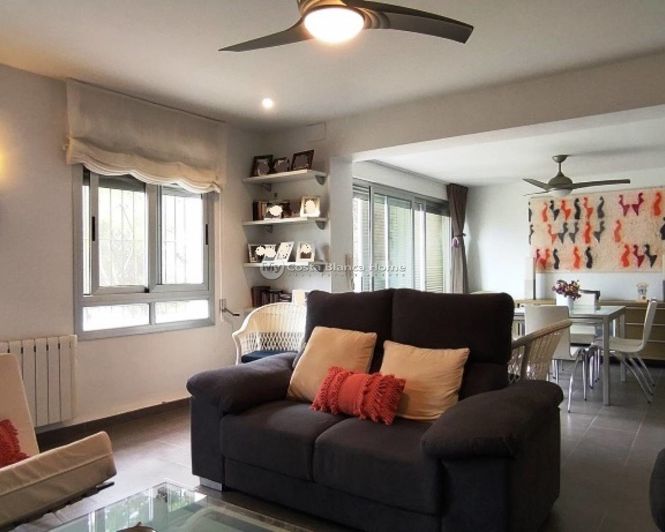 Image No.7-3 Bed Villa for sale