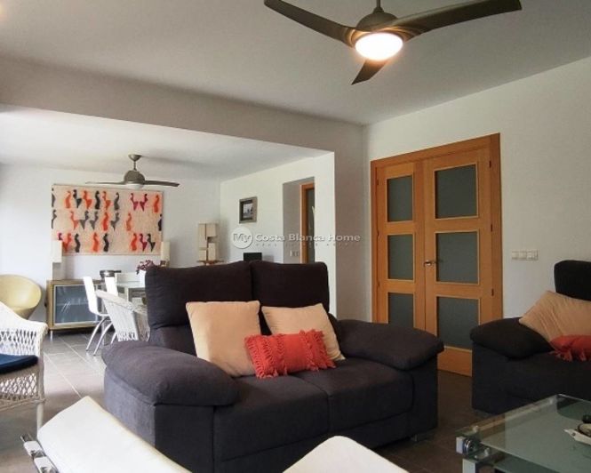 Image No.8-3 Bed Villa for sale