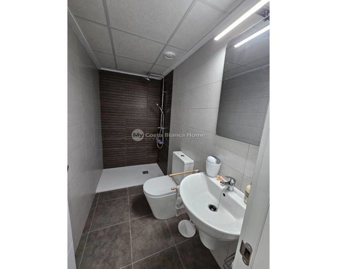 Image No.6-2 Bed Townhouse for sale