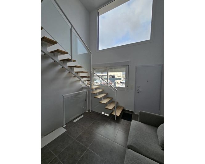 Image No.9-2 Bed Townhouse for sale