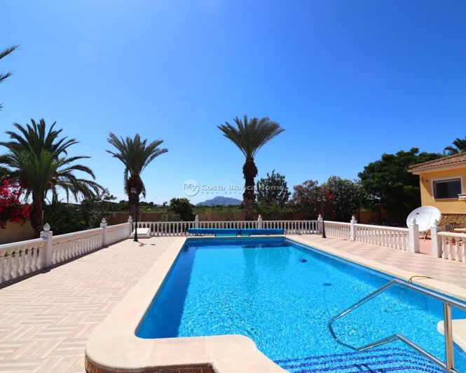 Image No.2-3 Bed Country House for sale