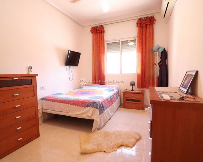 Image No.19-3 Bed Country House for sale