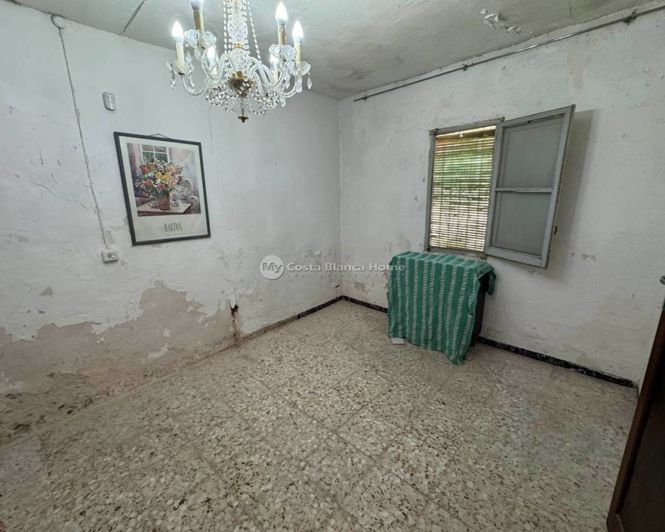 Image No.13-3 Bed Townhouse for sale