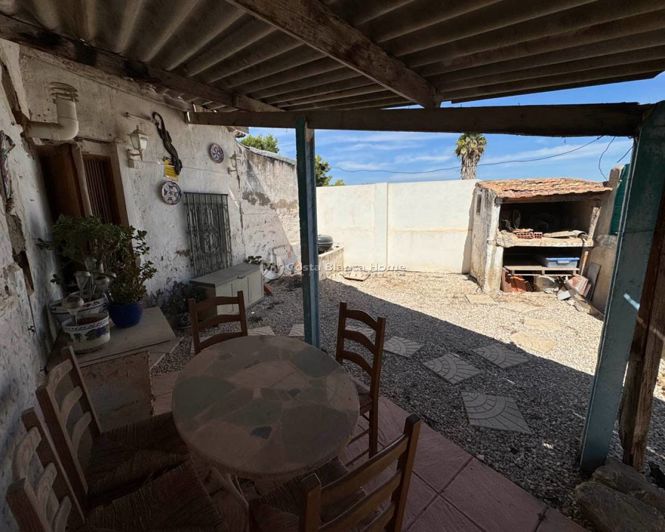 Image No.6-3 Bed Townhouse for sale