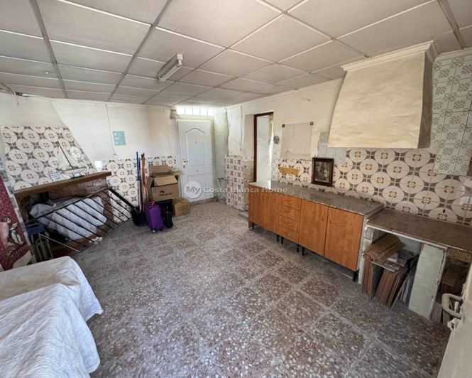 Image No.8-3 Bed Townhouse for sale