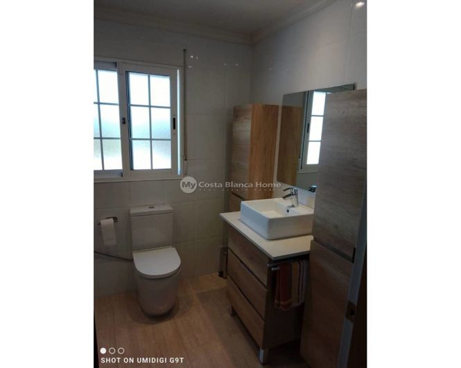 Image No.18-4 Bed Country House for sale