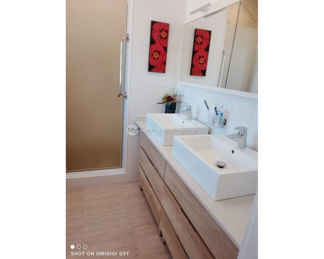 Image No.9-4 Bed Country House for sale