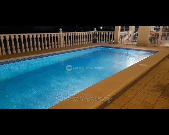 Image No.45-5 Bed Country House for sale