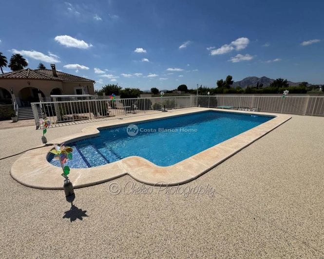 Image No.28-4 Bed Villa for sale