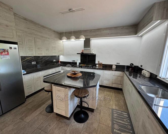 Image No.18-4 Bed Villa for sale