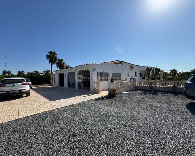 Image No.32-4 Bed Villa for sale