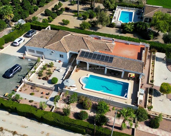 Image No.43-4 Bed Villa for sale