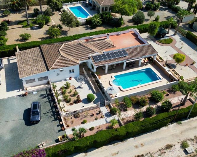 Image No.44-4 Bed Villa for sale