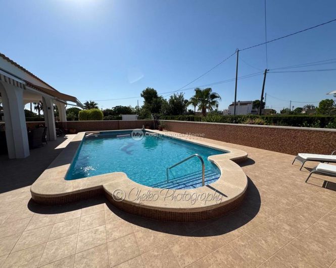 Image No.48-4 Bed Villa for sale