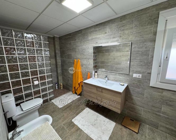 Image No.6-4 Bed Villa for sale