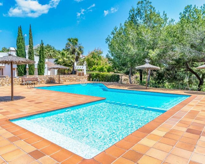 Image No.24-3 Bed Apartment for sale