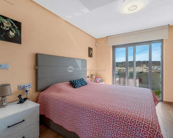 Image No.12-2 Bed Villa for sale