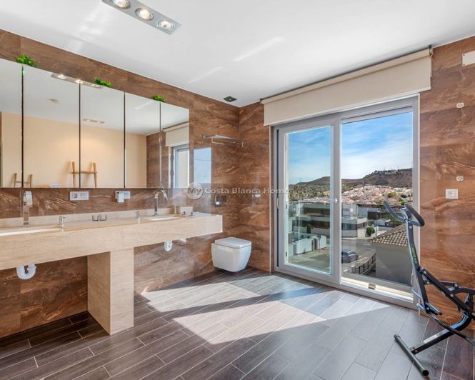 Image No.21-2 Bed Villa for sale