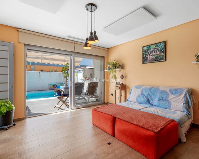 Image No.8-2 Bed Villa for sale