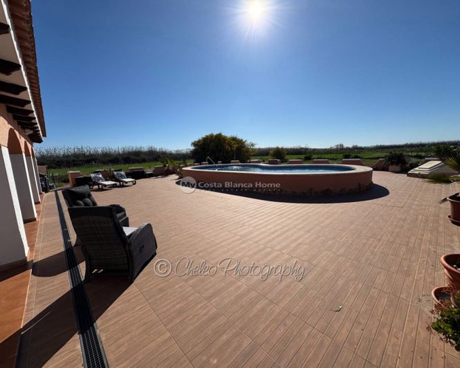 Image No.29-3 Bed Country House for sale