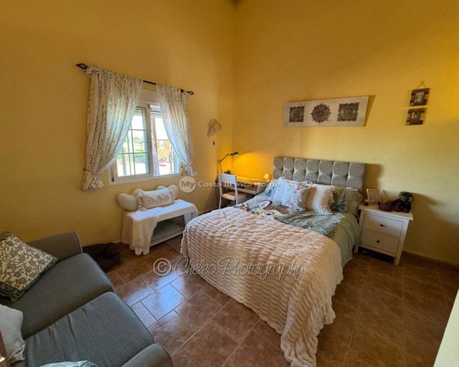 Image No.5-3 Bed Country House for sale