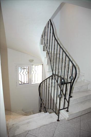 Image No.25-5 Bed Property for sale