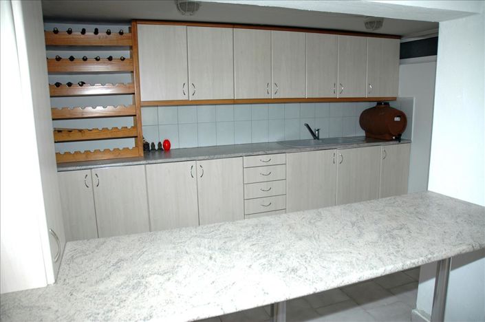 Image No.28-5 Bed Property for sale