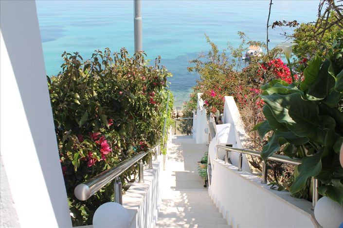 Image No.25-Villa for sale