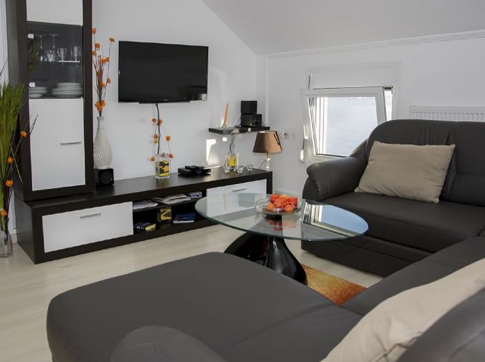 Image No.8-Villa for sale