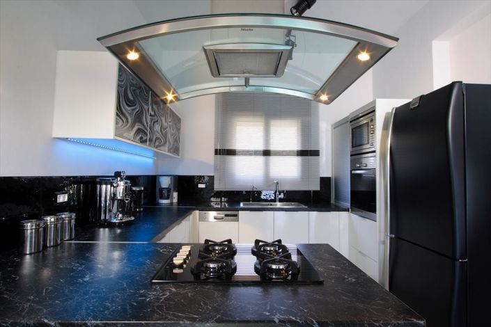 Image No.9-3 Bed Villa for sale