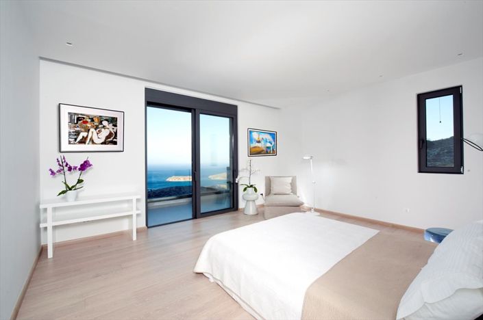 Image No.17-5 Bed Villa for sale