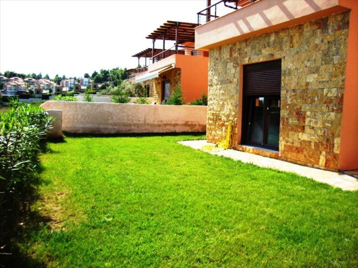 Image No.8-3 Bed Maisonette for sale