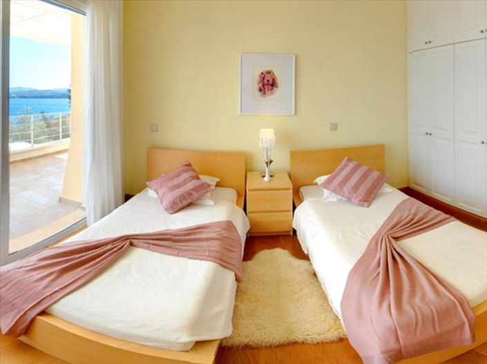 Image No.12-Villa for sale