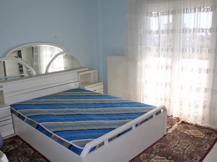 Image No.7-4 Bed Property for sale