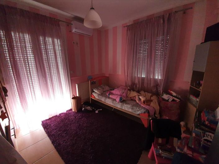 Image No.15-3 Bed Maisonette for sale