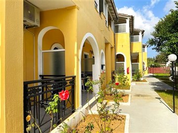 Photo 1 - Hotel 1000 m² in Ionian islands