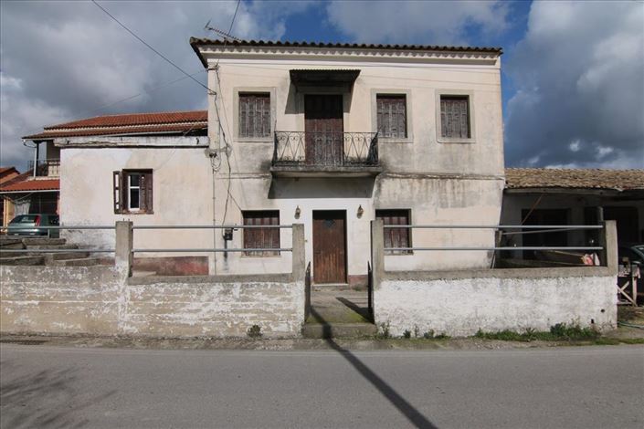 Image No.1-4 Bed Property for sale