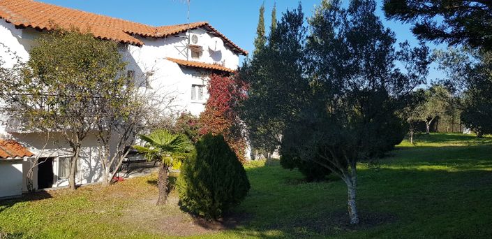 Image No.28-4 Bed Property for sale