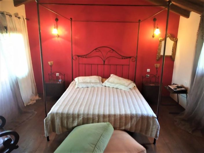 Image No.12-2 Bed Maisonette for sale