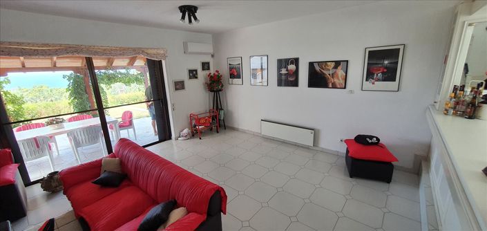 Image No.11-5 Bed Maisonette for sale