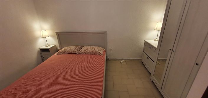 Image No.18-5 Bed Maisonette for sale