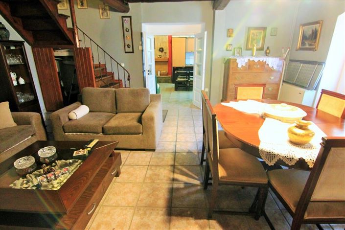 Image No.14-3 Bed Property for sale