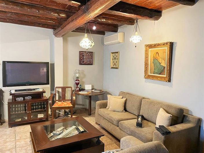 Image No.17-3 Bed Property for sale