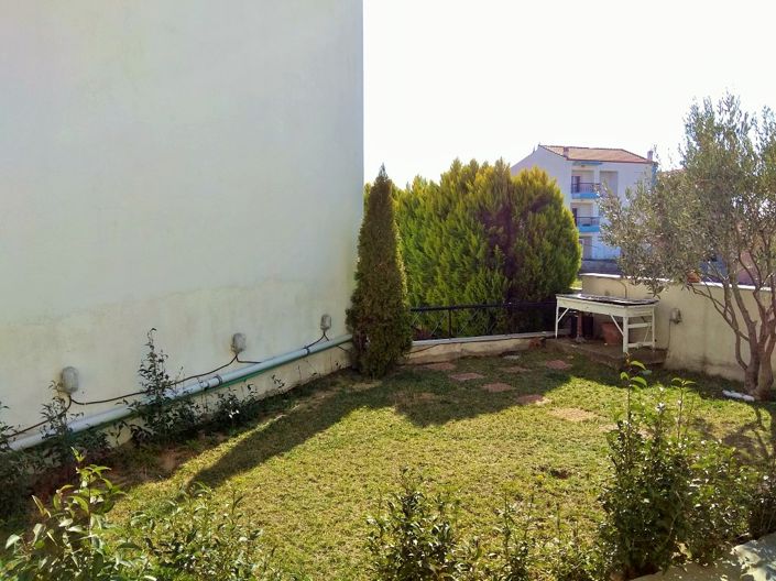 Image No.26-2 Bed Maisonette for sale