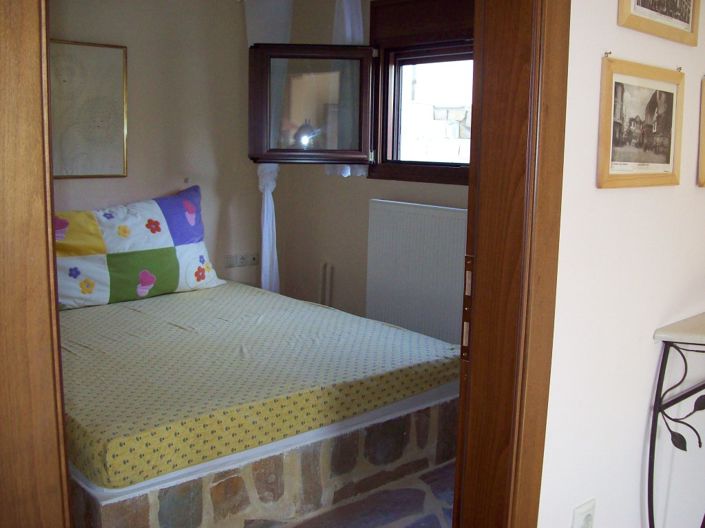 Image No.16-4 Bed Property for sale